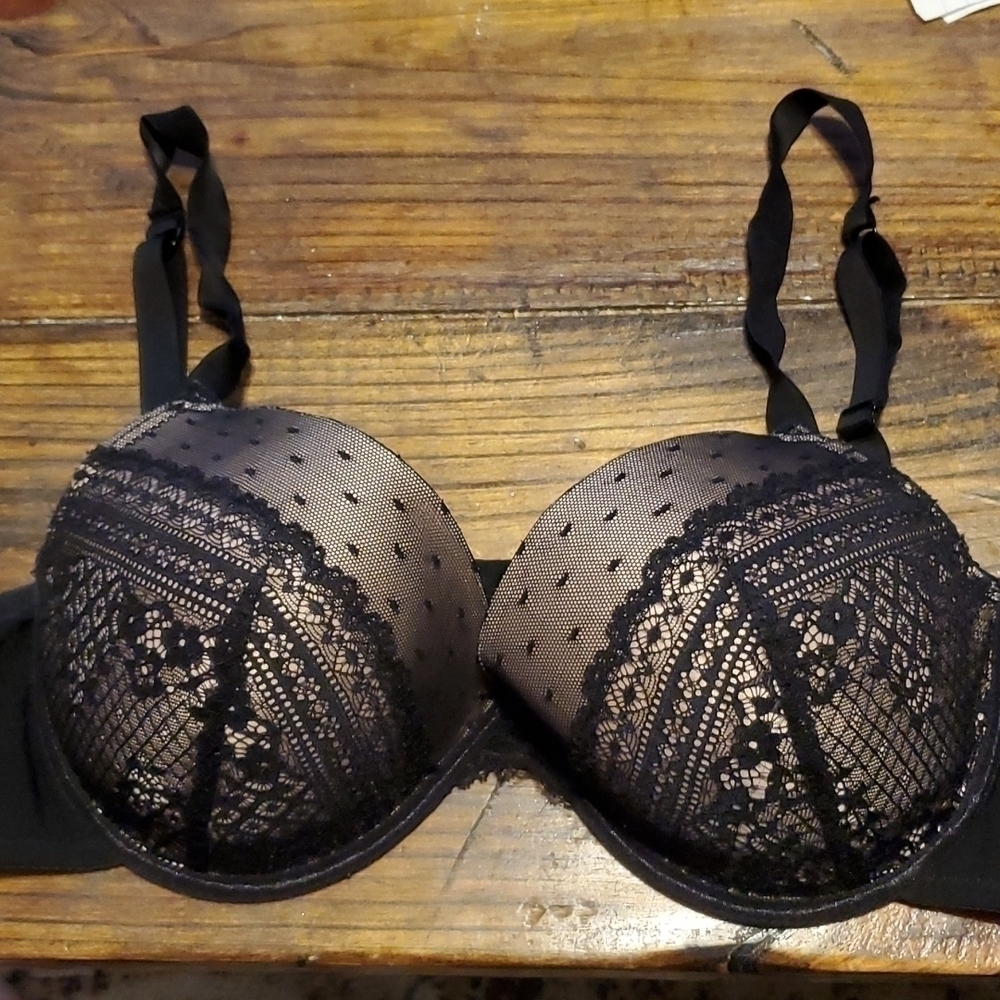 JESSICA Simpson Black Lace Bra Sz 38D